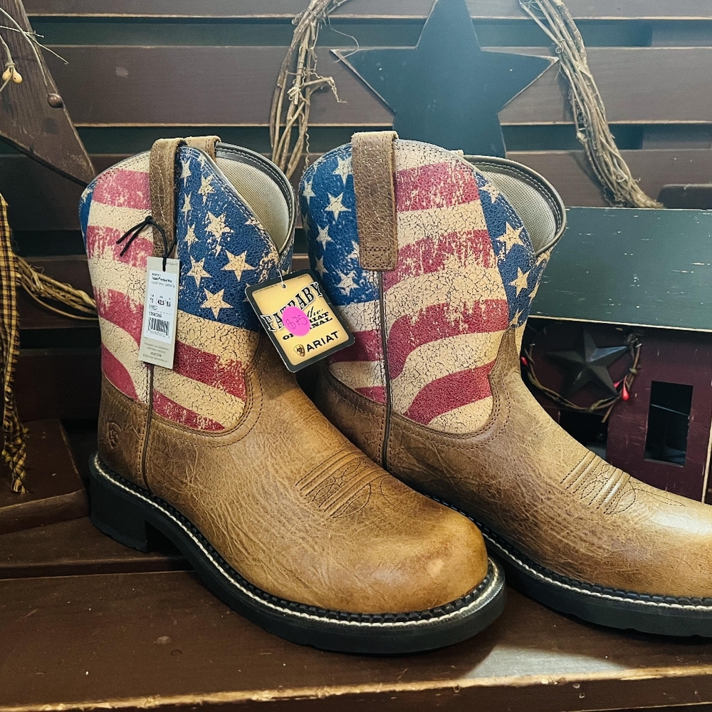 Fat baby Ariat women's western boot